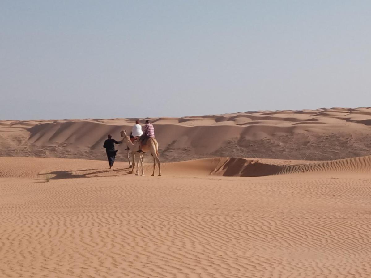 Silent Dunes Camp Ḩawīyah Εξωτερικό φωτογραφία